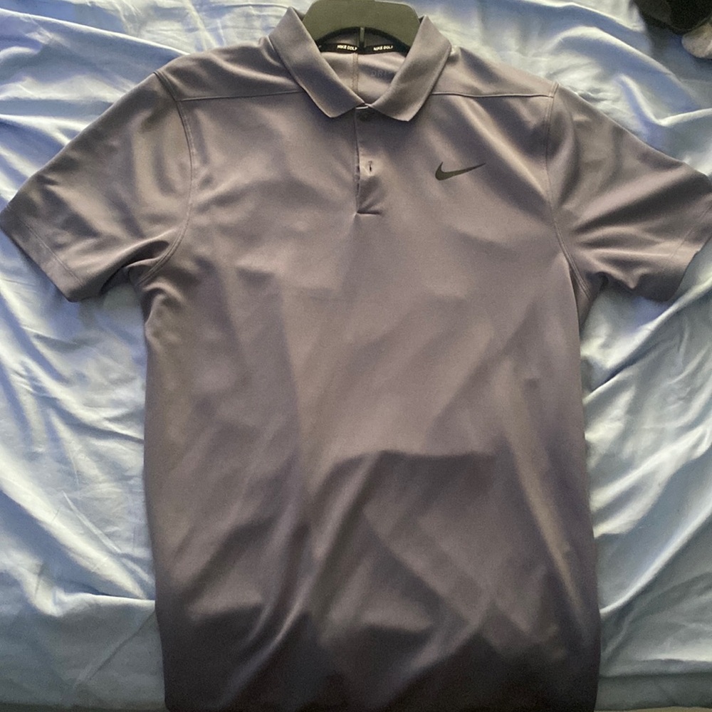 Nike DRI-FIT collard shirt